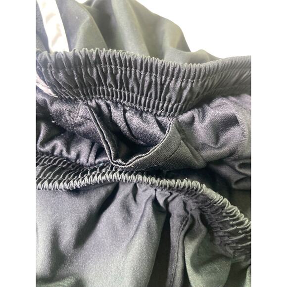 Nike Dri Fit Athletic Shorts Teens Medium Black With‎ White Stripe Volleyball - Picture 4 of 11